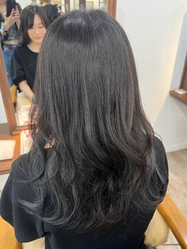 マリアバイアフロート(Maria by AFLOAT) 【山田】アッシュグレージュインナーハイライト