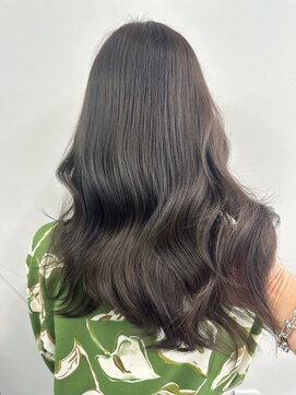 ユー(juu.) 【juu./柳迫】olive greige×韓国ロング