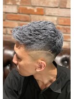 ヒロギンザバーバーショップ 丸の内店(HIRO GINZA BARBER SHOP)&nbsp;フェザーアップスキンフェード