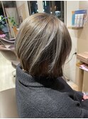 ショートボブ