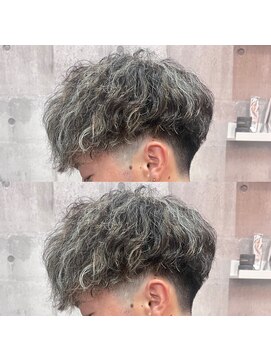 髪屋 紬 メンズ/メンズパーマ/メンズカット/スペインカール