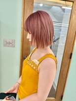 ヒビヲ(HIBIO)&nbsp;ショートボブ切りっぱなしボブタッセルボブベージュカラー横浜