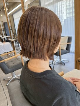 コク 千葉駅西口(COQU) レイヤーボブ × ヘーゼルベージュ【千葉優希】