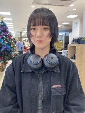 シャルムバイケンジ(Charm.by KENJE) 【 銀座/ウルフ 】ウルフレイヤー/顔まわりウルフ/ウルフカット