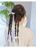 クム(kumu)&nbsp;20代30代◎韓国風ヘアセットカチモリ×リボンアレンジ