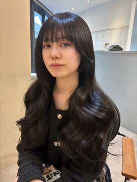 ジーナ 渋谷駅前(Zina) 【就職・転職・実習の方】艶髪/地毛風ブラック×韓国風コテ巻き