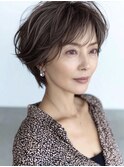 大人ショートレイヤー白髪ぼかし脱白髪染め40代50代60代原宿
