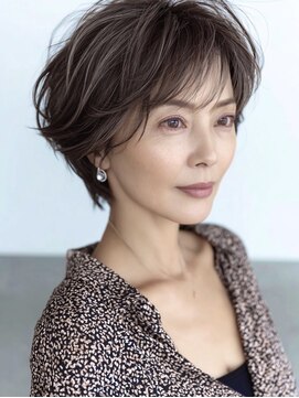 ハーツ(Heart's) 大人ショートレイヤー白髪ぼかし脱白髪染め40代50代60代原宿