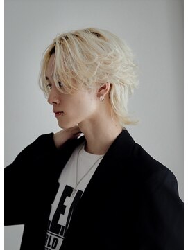 men's salon Gaudi 西宮北口店【メンズサロン ガウディ】【4月3日OPEN(予定)】 ホワイトブロンド×ブリーチ×ウルフ×カルマパーマ