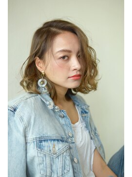 ビッケ(Vicke) タンバルモリ☆アッシュベージュボブ2