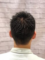 ミーティア バイ クアトロ(Meteor By QUATRO)&nbsp;ストリート感あふれる刈り上げにトップの立ち上げで男気アップ！