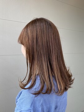 イースタイル 志都呂店(e-style com’s hair) キレイめカジュアルなアッシュベージュ