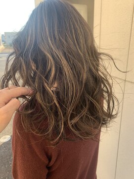 クマ(kuma.) 大人かわいい/ミディアムヘア/ハイライト