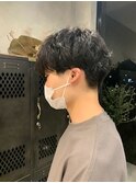 メンズ ナチュラル短髪無造作パーマ 黒髪暗髪