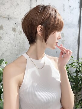 シー バイ ロンド 新宿(Sea by Lond) くびれ大人美人ショート