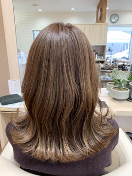 アメイジングヘアー 中沢店(AMAZING HAIR) 重めミディアム/シルキーベージュ/くびれヘア/艶髪/グレージュ