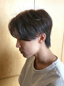 ニアウ 伊勢崎連取店(Niau) ナチュラルセンターパートニュアンスパーマ