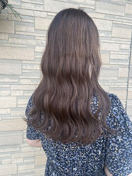 アブティール(ABOUTIR) 透明感×グレージュ