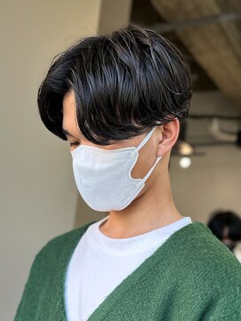 エルマーク 天王寺(L-MARK) センターパートニュアンスパーマ韓国カルマパーマコンマヘア