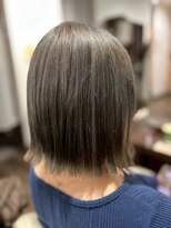 トゥルートラスト アン 下石田店(True Trust un) 小顔大人可愛い外ハネシルキーベージュミディ20代30代40代