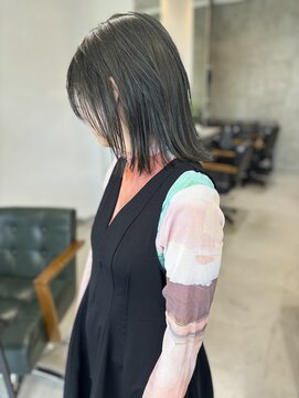 イル(ill) ブリーチ オリーブカラー オリーブグレージュ ミディアム 大須