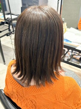 バトン(BATON) 白髪ぼかしハイライト