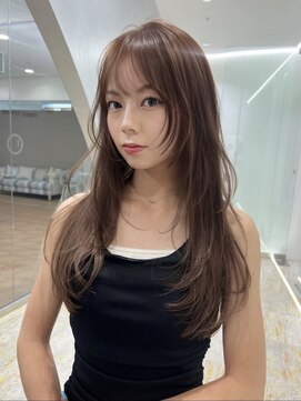 ヨロ 渋谷(YOLO) 韓国ヘアーハッシュカットレイヤーカットハイライトカラー