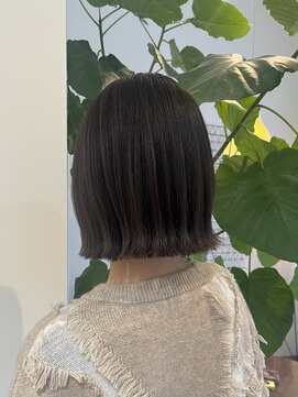 イニ 福井店(ini) ミニボブ×アッシュブラウン/大竹