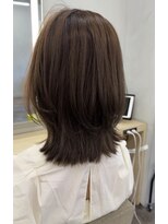 シャロン(SHARON) 【SHARON原宿】20代30代40代 人気 アッシュくびれレイヤーボブ