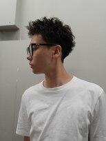 ピア ヤクイン(Pia Yakuin) 仏陀パーマ/スパイキーショート
