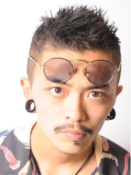 ブロック ジャポン(bloc japon) ダークグレイ×ベリーショートのクールスタイル