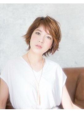 カグヤヒメ(kaguyahime) 大人女子カジュアルショート