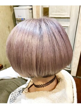 ジョージ(Jo-Ji) ショートボブ × PinkPearl♯インナー♯ハイライト♯ブリーチ