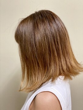 ヘアメイク カン プラスエフ(HAIR MAKE KANN+f) ミディアムロブ ニュアンスカラー