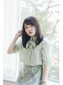 アッシュブラックで坂道系アイドル風の艶やかストレート