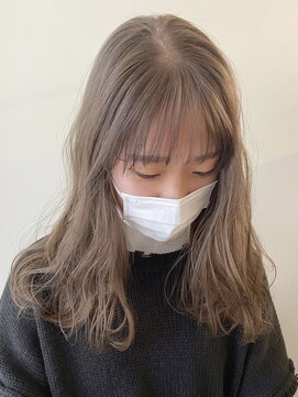 ニール 名古屋 伏見 丸の内(NEELU) 【Neelu_rie】 グレージュベージュ