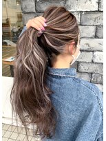 ラヴィエール(LAVIERE by R-EVOLUT)&nbsp;白髪ぼかしハイライトラベンダーピンクココアベージュ柏/柏駅