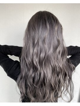 シカ 神戸三宮元町店(Cica) ケアブリーチ×グレージュ×髪質改善　神戸　三宮　トアロード