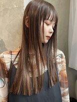 レティ(lety)&nbsp;ナチュラルモードなサラサラロングに透明感ベージュカラー