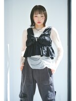 ぱっつん前髪ネイビーグレー顔まわりカット
