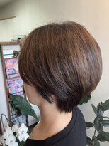 フワリヘアー(FUWARI Hair) ハイライトショートボブスタイル