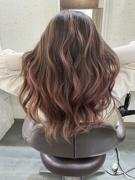 グラムアッシュ(GLAM ASH) ピンクベージュ　バレイヤージュ