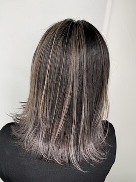 ライフ 星田店(Lyfe) ハイライトグラデーションカラー_切りっぱなしボブ_116