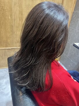 トゥーリ 長崎浜口店(tuuli) 大人女性向けレイヤースタイル