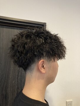 美容室 ジユウノメガミ(Jiyuno megami) 【メンズ】ツイストスパイラル
