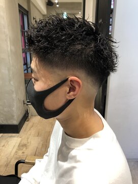 ラナ 新宿(lana) ツイストスパイラルパーマショートレイヤーマッシュツーブロック