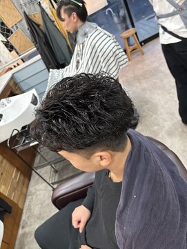 スウェル 押上店(Swell) サーフカール/スパイキーショート/ブルーブラック/眉毛/錦糸町駅