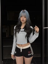 ナナ(NANA) レイヤーカット/ウルフカット/ホワイトブロンド/外ハネボブ/美髪