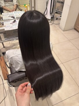 フォルテ 横浜店(FORTE) 自然なストレートでまとまる髪に♪