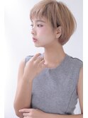 ミルクベージュ[mignon]オン眉丸みショートスタイル